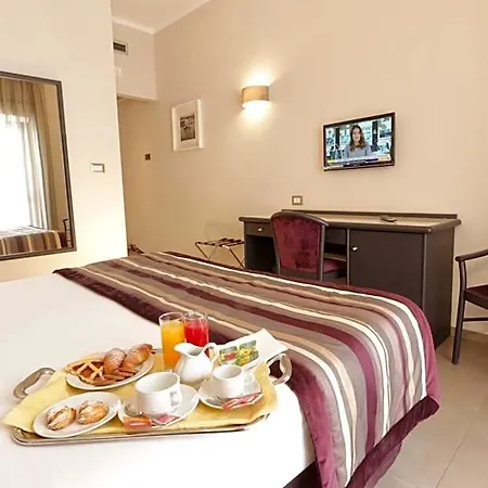 Europa Hotel 3*