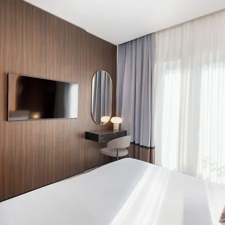 Europa 3* Casavatore