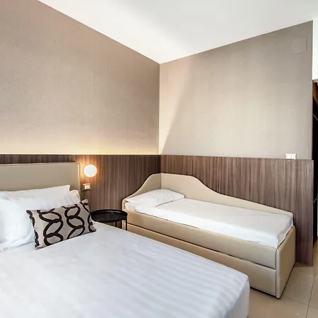 Hotel Europa 3*